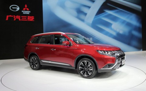 三菱汽车suv（三菱汽车suv欧蓝德）