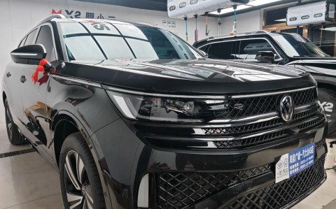 指挥官汽车（指挥官汽车膜是哪个厂家）