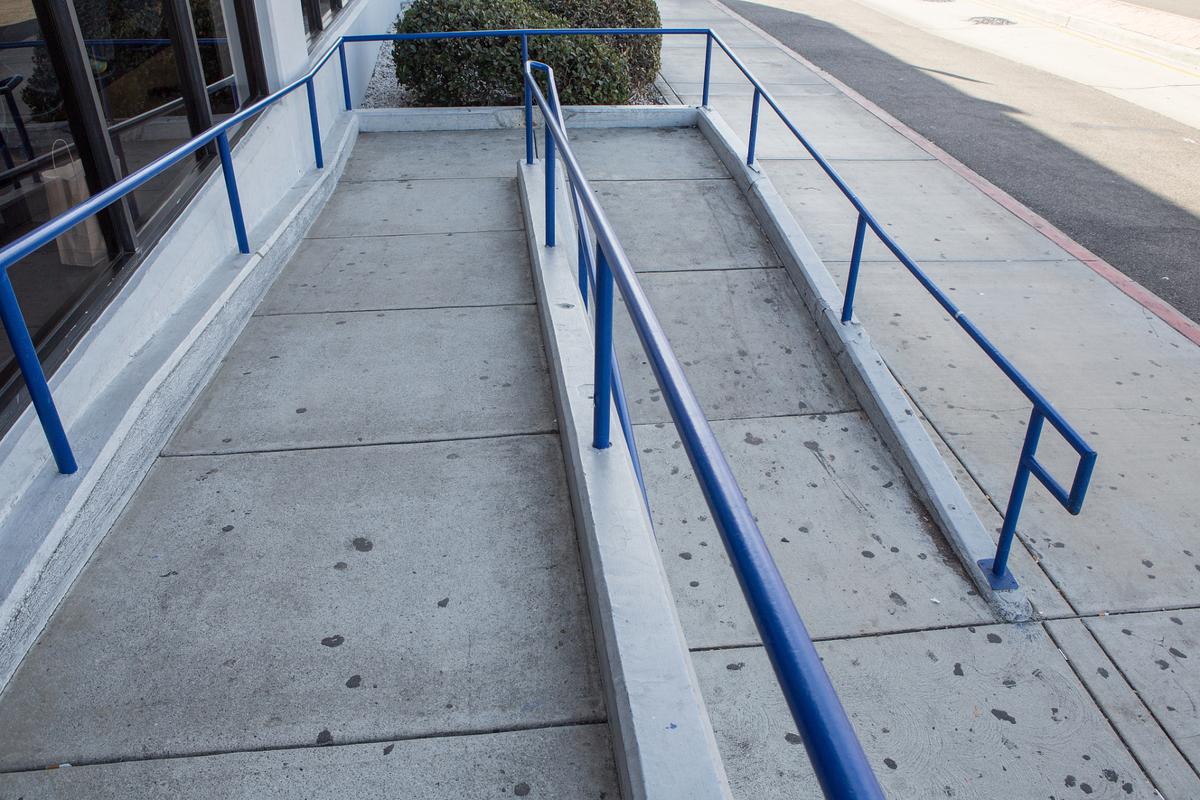 无障碍设施建设(无障碍设施建设有哪些)