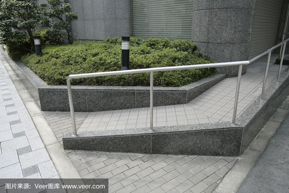 无障碍设施建设(无障碍设施建设有哪些)