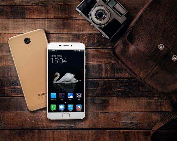 格力手机2(格力手机2屏幕比例)